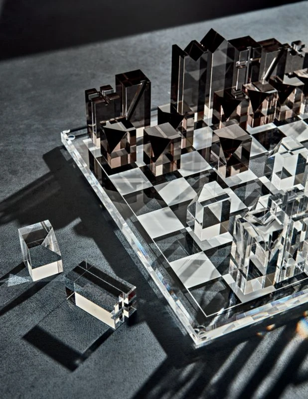 Clear And Smoke Grey Acrylic Chess Set - Image 4