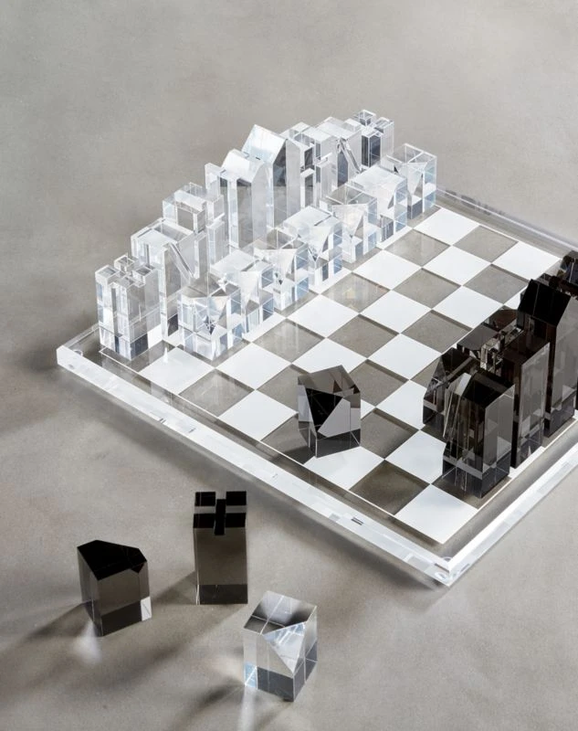 Clear And Smoke Grey Acrylic Chess Set - Image 6
