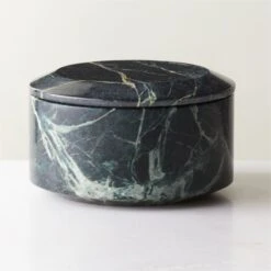 Emil Round Green Spider Marble Box
