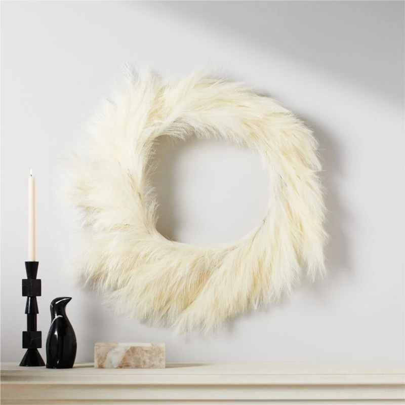 Faux Ivory Pampas Grass Wreath 36"