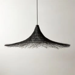 Pipa Black Pendant Light